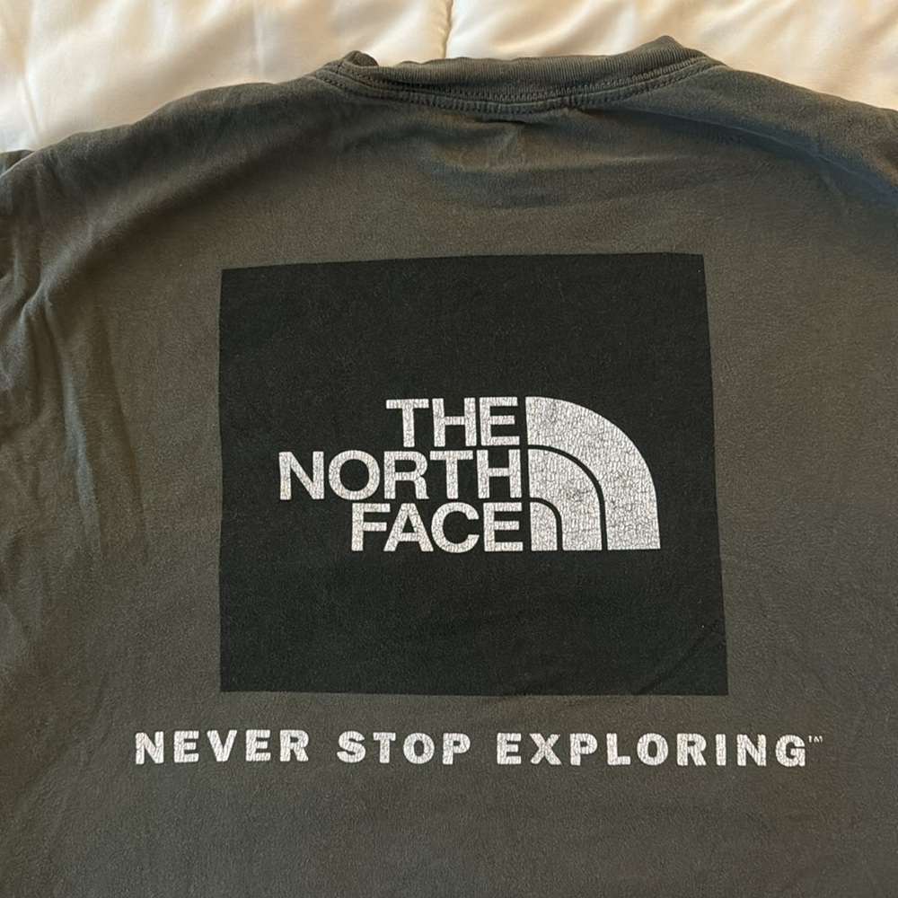 Men’s North Face T-Shirt | M | Olive